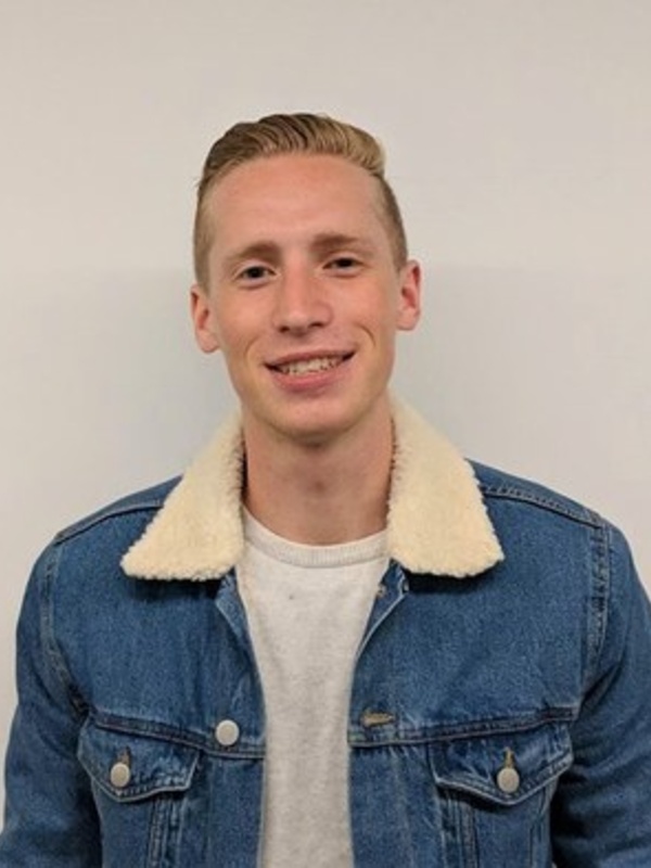  Alexander (Sasha) Sneyd