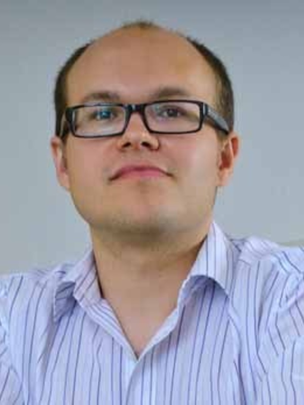 Dr Andrew Morris